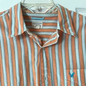 Men’s American Eagle button down shirt